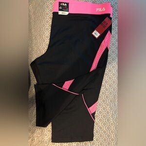 New with Tag FILA Workout Capris Size 3x